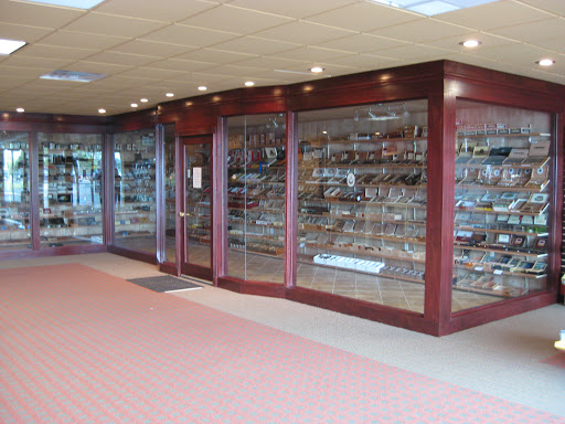 Tobacco Shop «Wallingford Tobacco», reviews and photos, 898 N Colony Rd, Wallingford, CT 06492, USA