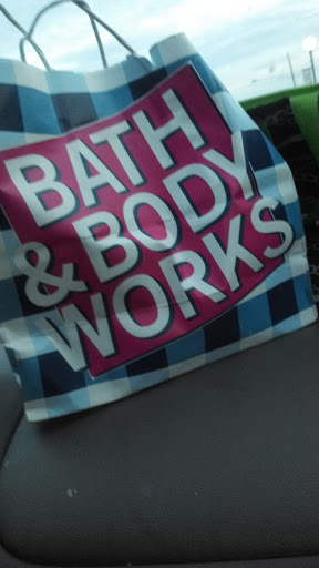 Beauty Supply Store «Bath & Body Works», reviews and photos, 4192 Baldwin Rd, Auburn Hills, MI 48326, USA