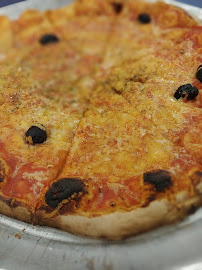 Plats et boissons du Pizzeria Mia Pizza à Marseille - n°11