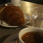 Photo n°1 de l'avis de Concy.e fait le 21/04/2019 à 18:54 sur le  Mademoiselle Charlotte à Cava de' Tirreni