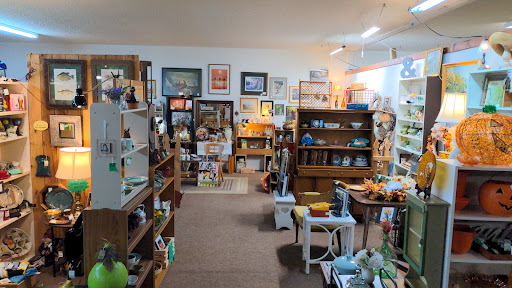 Used Furniture Store «The Attic Furniture and Home Goods», reviews and photos, 2015 Fairfax St, Eau Claire, WI 54701, USA