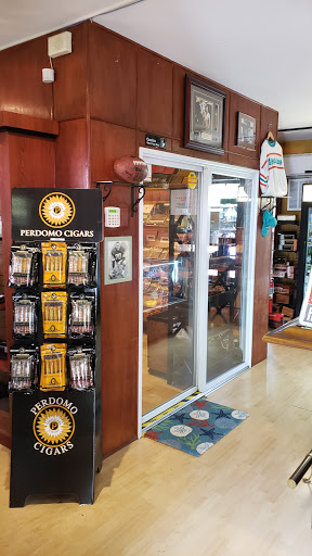 Cigar Shop «Stogies Smoke Shop», reviews and photos, 6 St George St #105, St Augustine, FL 32084, USA