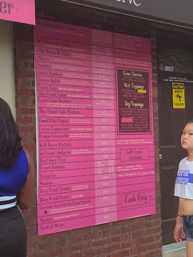 Ice Cream Shop «Sugar Shack», reviews and photos, 630 W 26th St, Chicago, IL 60616, USA