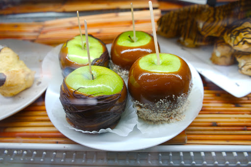 Grocery Store «Harvest Fresh Grocery & Deli», reviews and photos, 251 NE 3rd St, McMinnville, OR 97128, USA