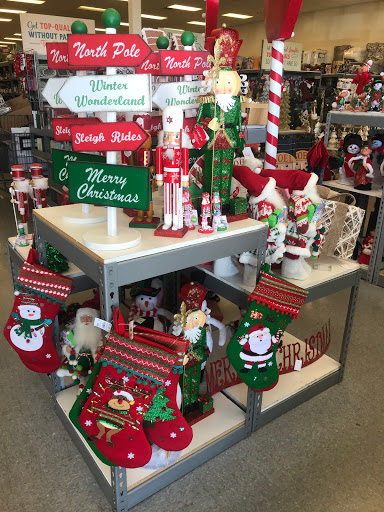 Home Goods Store «Tuesday Morning», reviews and photos, 6952 E Hampton Ave, Mesa, AZ 85206, USA