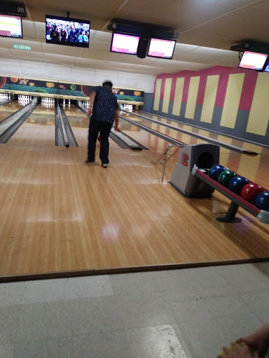 Bowling Alley «El-Mar Bowl», reviews and photos, 8435 Harlem Ave #1, Bridgeview, IL 60455, USA