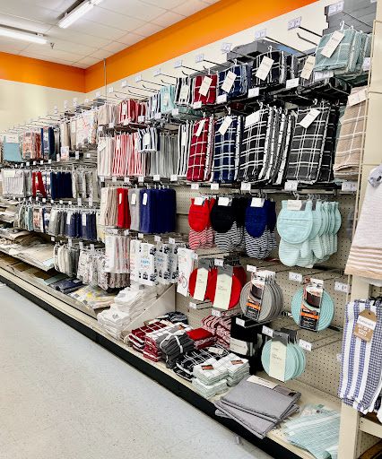 Discount Store «Big Lots», reviews and photos, 3048 E College Ave, Ruskin, FL 33570, USA