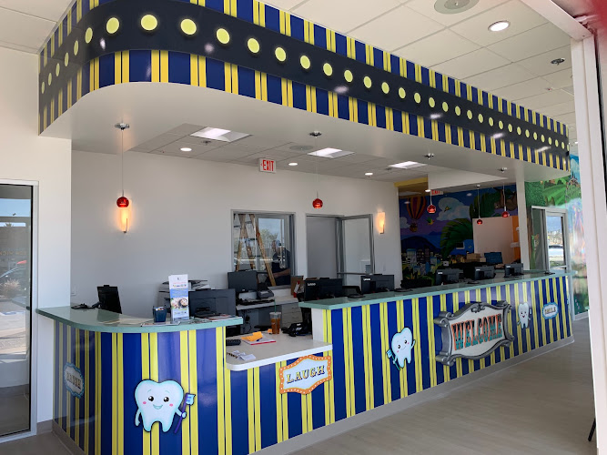 Magicland Children’s Dental Of Rialto Revisión Y Opiniones