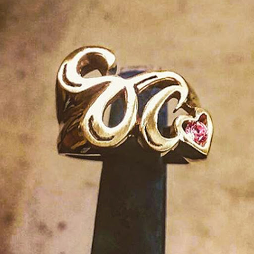 Jewelry Store «Torres Omar Jewelers», reviews and photos, 2624 N Milwaukee Ave, Chicago, IL 60647, USA