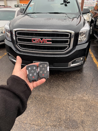 Locksmith «R.O.N Locksmith», reviews and photos, 644 W Addison St, Chicago, IL 60613, USA