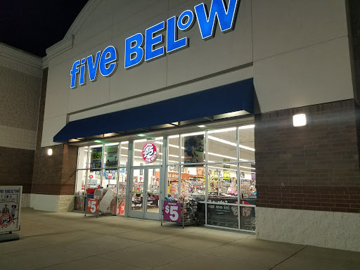 Five Below, 193 Gravois Bluffs Plaza Dr, Fenton, MO 63026, USA, 