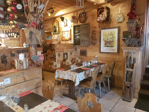 Photo n°50 de Restaurant la Cheminée à Châtel ()