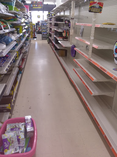 Discount Store «Dollar General», reviews and photos, 5753 Wayne Ave, Philadelphia, PA 19144, USA