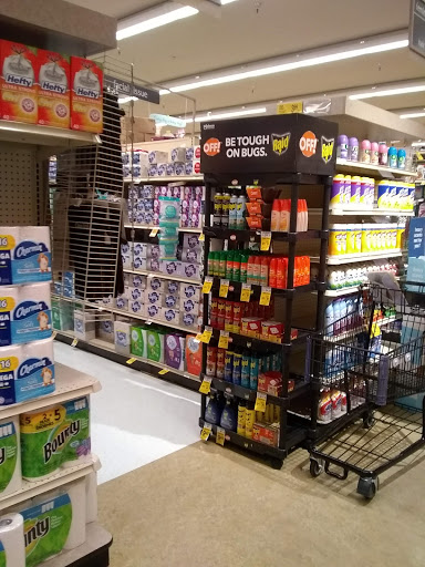 Grocery Store «Safeway», reviews and photos, 1265 Center St NE, Salem, OR 97301, USA