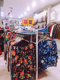 Photo n°2 de Dol'philmod à Dole ()