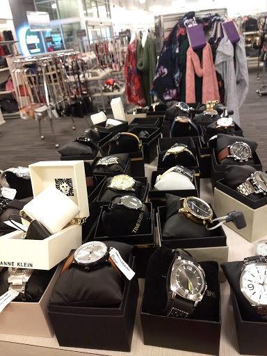 Department Store «Nordstrom Rack Tempe Marketplace», reviews and photos, 1900 E Rio Salado Pkwy, Tempe, AZ 85281, USA