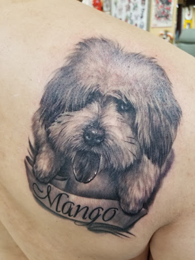 Tattoo Shop «Lucky Dragon Tattoo Parlor», reviews and photos, 5610 Rainier Ave S, Seattle, WA 98118, USA