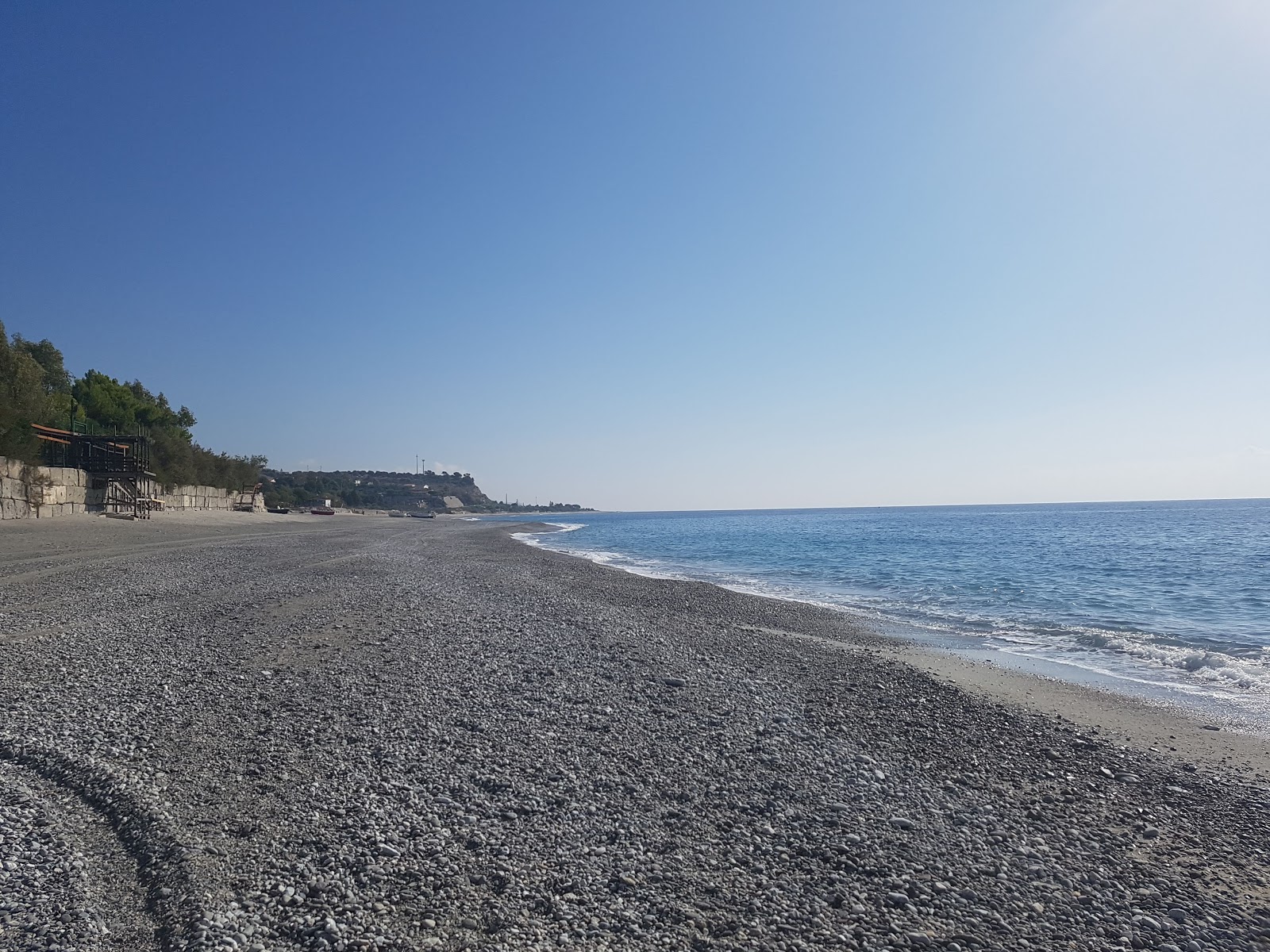 Foto von Marina di San Lorenzo Beach mit grauer sand & kiesel Oberfläche