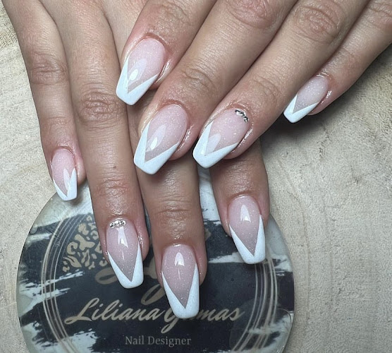 Liliana Gamas - Nails Design - Salão de Beleza