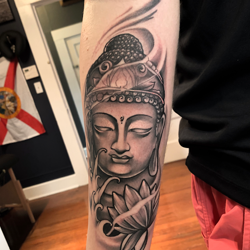 Tattoo Shop «Seventh Seal Tattoo», reviews and photos, 921 Jenks Ave, Panama City, FL 32401, USA