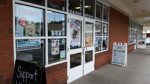 Pet Valu, 115 Mill Plain Rd, Danbury, CT 06811, USA, 