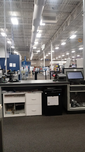 Electronics Store «Best Buy», reviews and photos, 26 Plaza Dr, Fairview Heights, IL 62208, USA