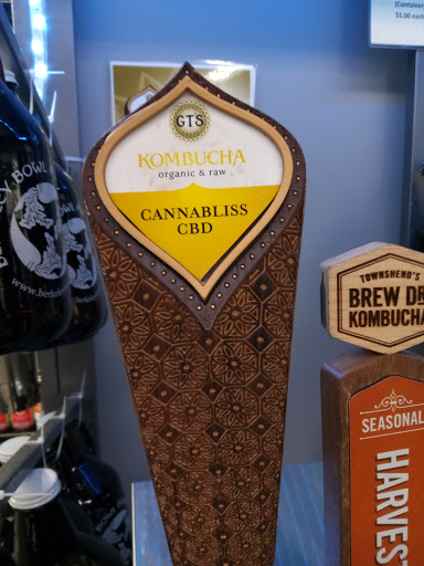 Supermarket «Berkeley Bowl West», reviews and photos, 920 Heinz Ave, Berkeley, CA 94710, USA