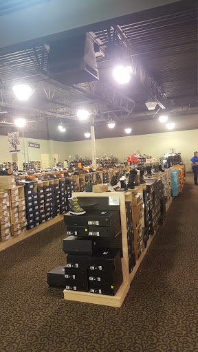 Shoe Store «DSW Designer Shoe Warehouse», reviews and photos, 4619 E 82nd St, Castleton, IN 46250, USA