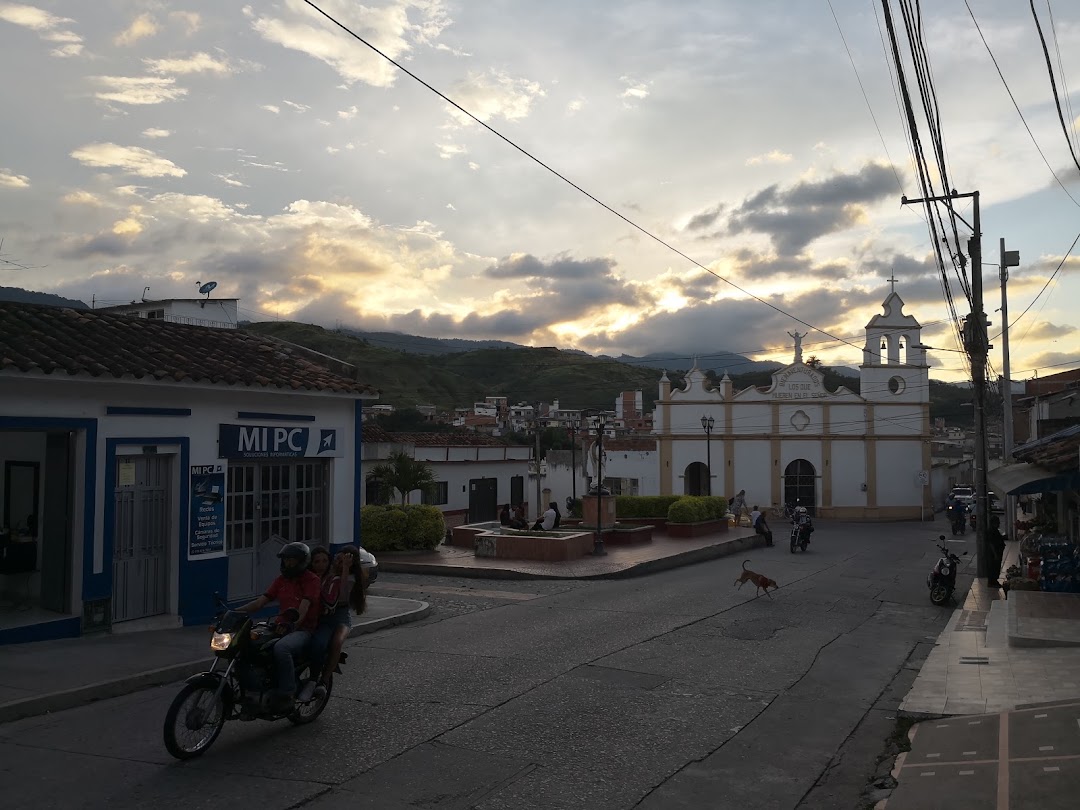 Iglesia Cementerio Central