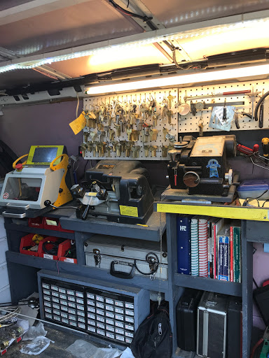 Locksmith «American Best Locksmith», reviews and photos, 3226 Mainford St, Houston, TX 77009, USA