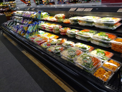 Supermarket «Giant Eagle Supermarket», reviews and photos, 1201 Mentor Ave, Painesville, OH 44077, USA