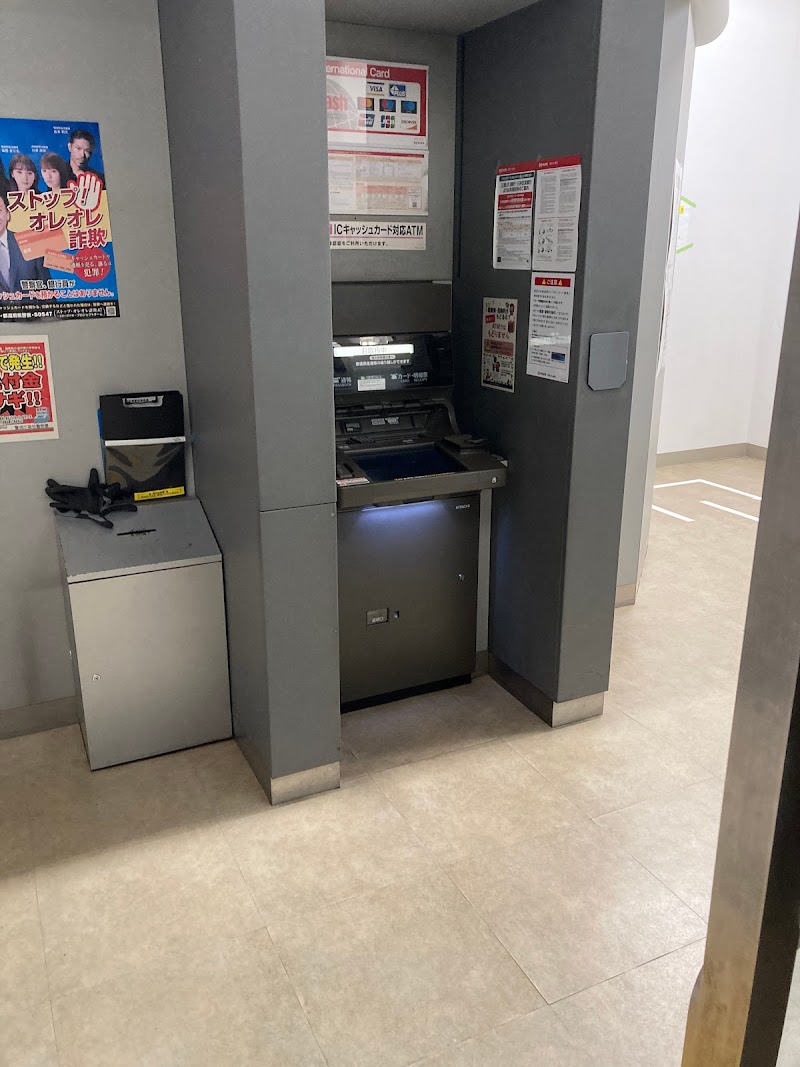 三菱UFJ銀行 ATMコーナー 築地駅前