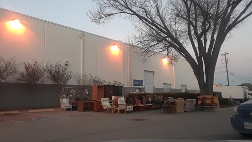Thrift Store «St. Vincent de Paul Thrift Store of Dallas», reviews and photos, 3052 W Northwest Hwy, Dallas, TX 75220, USA