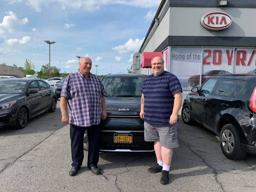 Kia Dealer «Kia of East Syracuse», reviews and photos, 6717 Manlius Center Rd, East Syracuse, NY 13057, USA