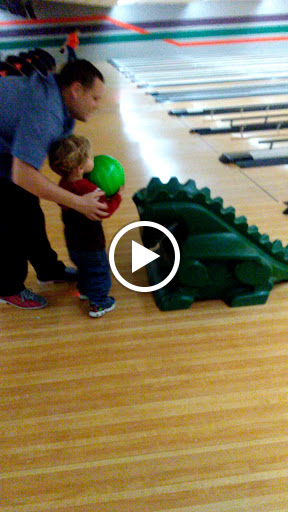 Bowling Alley «Crest Lanes Inc», reviews and photos, 2014 W 2nd St, Marion, IN 46952, USA