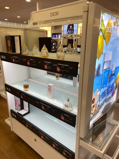 Hair Salon «Ulta Beauty», reviews and photos, 1410 S Main Chapel Way #108, Gambrills, MD 21054, USA