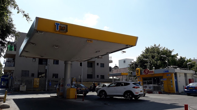 דרך ההגנה 42, תל אביב-יפו, 6772169