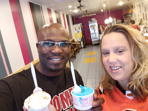Ice Cream Shop «Marble Slab Creamery», reviews and photos, 780 E Road to Six Flags St #234, Arlington, TX 76011, USA