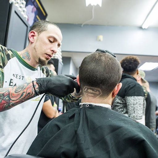 Barber Shop «West Park Barber Shop», reviews and photos, 17008 Lorain Ave, Cleveland, OH 44111, USA