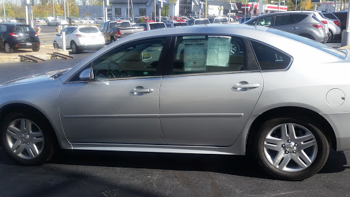 Used Car Dealer «Enterprise Car Sales», reviews and photos, 555 E Galbraith Rd, Cincinnati, OH 45215, USA