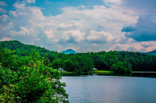 Golf Club «Linville Land Harbor Golf Club», reviews and photos, 1665 Goose Hollow Rd, Linville, NC 28646, USA