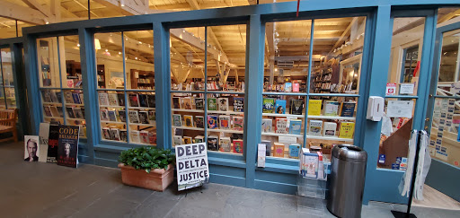Book Store «Garden District Book Shop», reviews and photos, 2727 Prytania St, New Orleans, LA 70130, USA