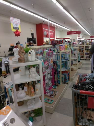 Department Store «HomeGoods», reviews and photos, 344 W Army Trail Rd, Bloomingdale, IL 60108, USA