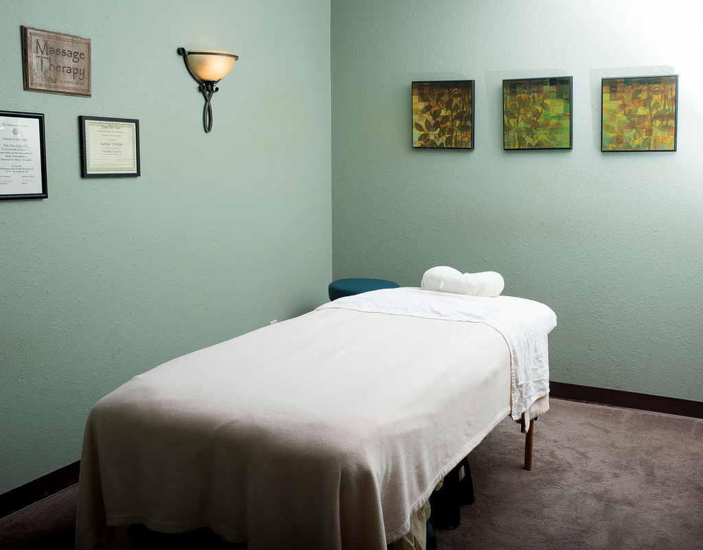 Vessell's Massage & Wellness LLC 65401