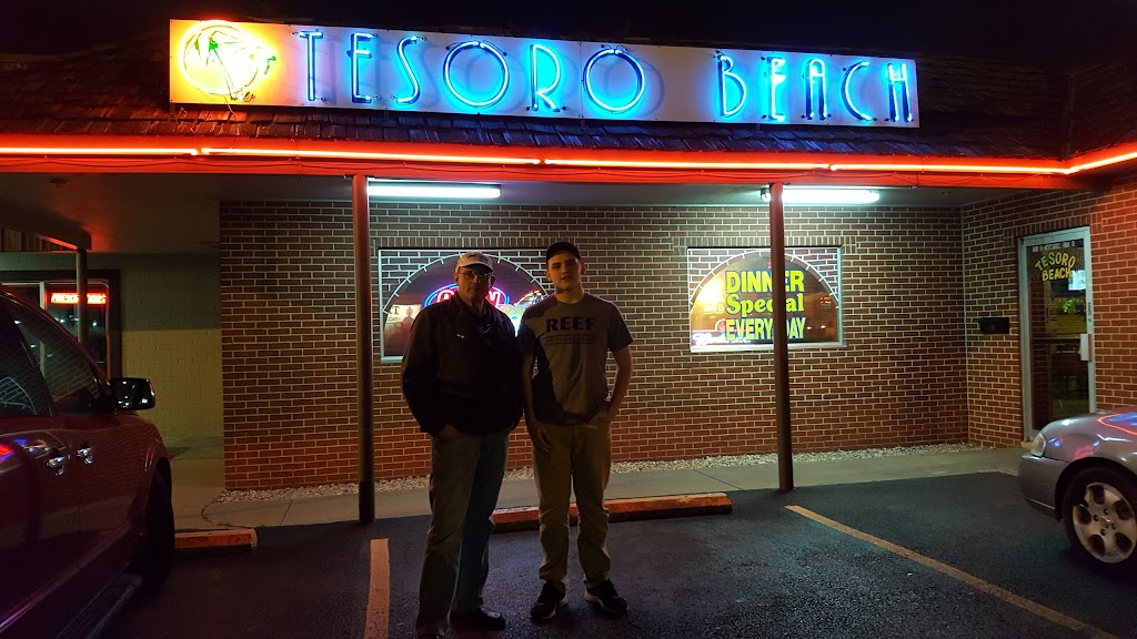 Tesoro Beach Restaurant 72764