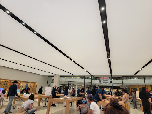 Computer Store «Apple Stoneridge Mall», reviews and photos, 1 Stoneridge Mall Rd, Pleasanton, CA 94588, USA