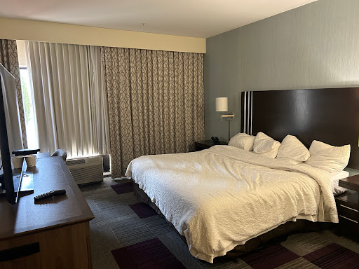 Hampton Inn Livermore image