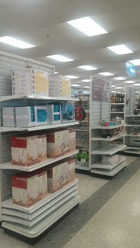 Clothing Store «Ross Dress for Less», reviews and photos, 1180 Stafford Market Pl, Stafford, VA 22556, USA