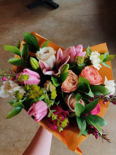 Florist «Bloom-A-Round Floral Design», reviews and photos, 2451 Lakeside Pkwy #120, Flower Mound, TX 75022, USA