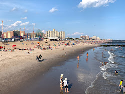 Fotografie cu Brighton Beach cu drept și lung